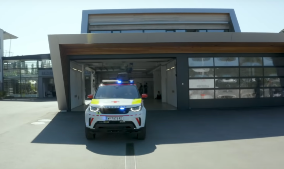 Landrover & Red Cross – First Responder